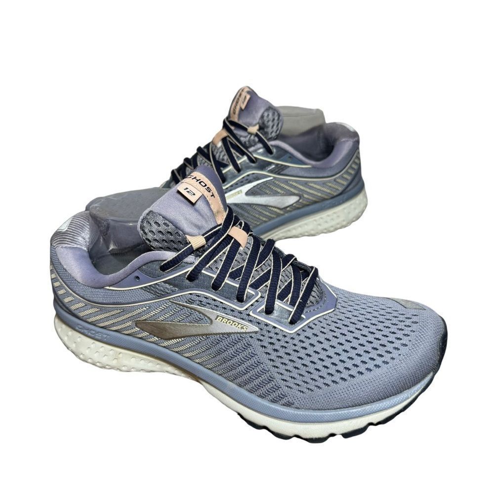 Brooks Women's Running Shoes Light Purple with White Accents - Picture 3 of 5